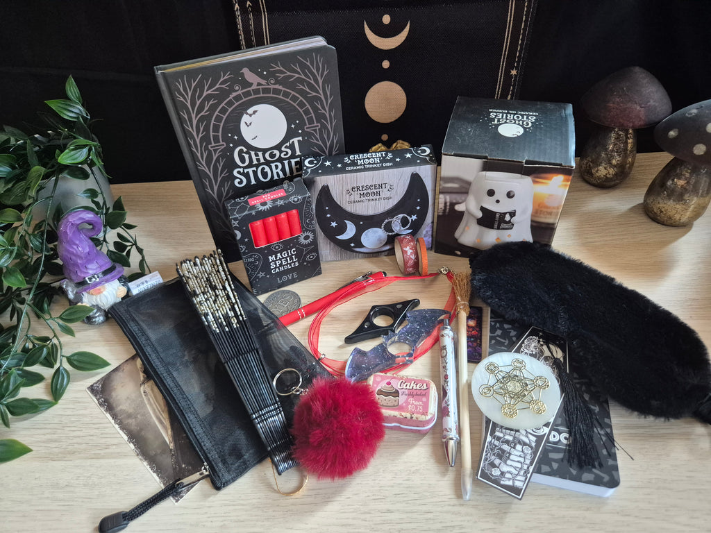Witchy Book Lover Mystery Bundle: A5-Journal